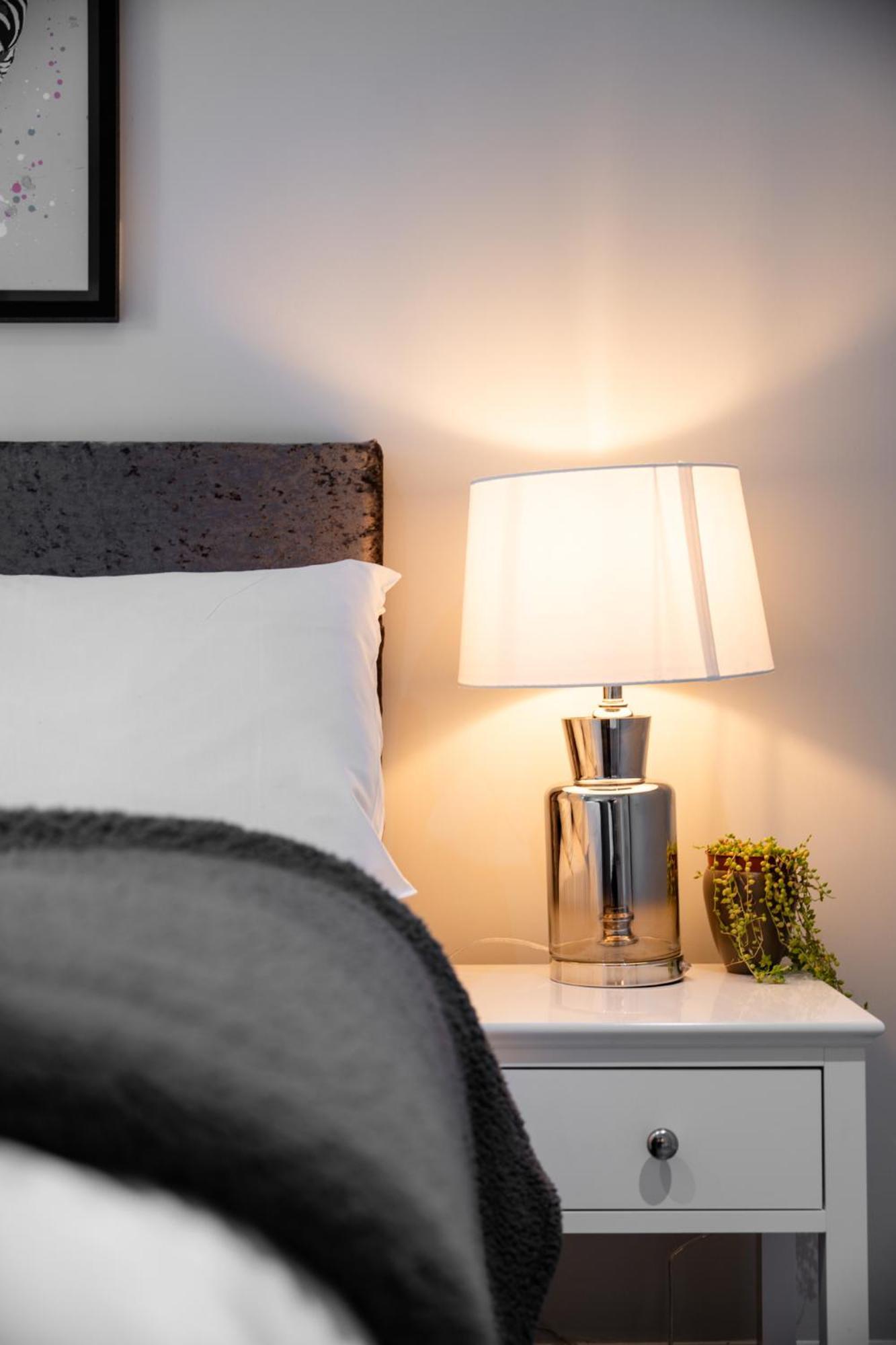 Escape Ordinary At Lough Erne Golf Village Enniskillen Esterno foto