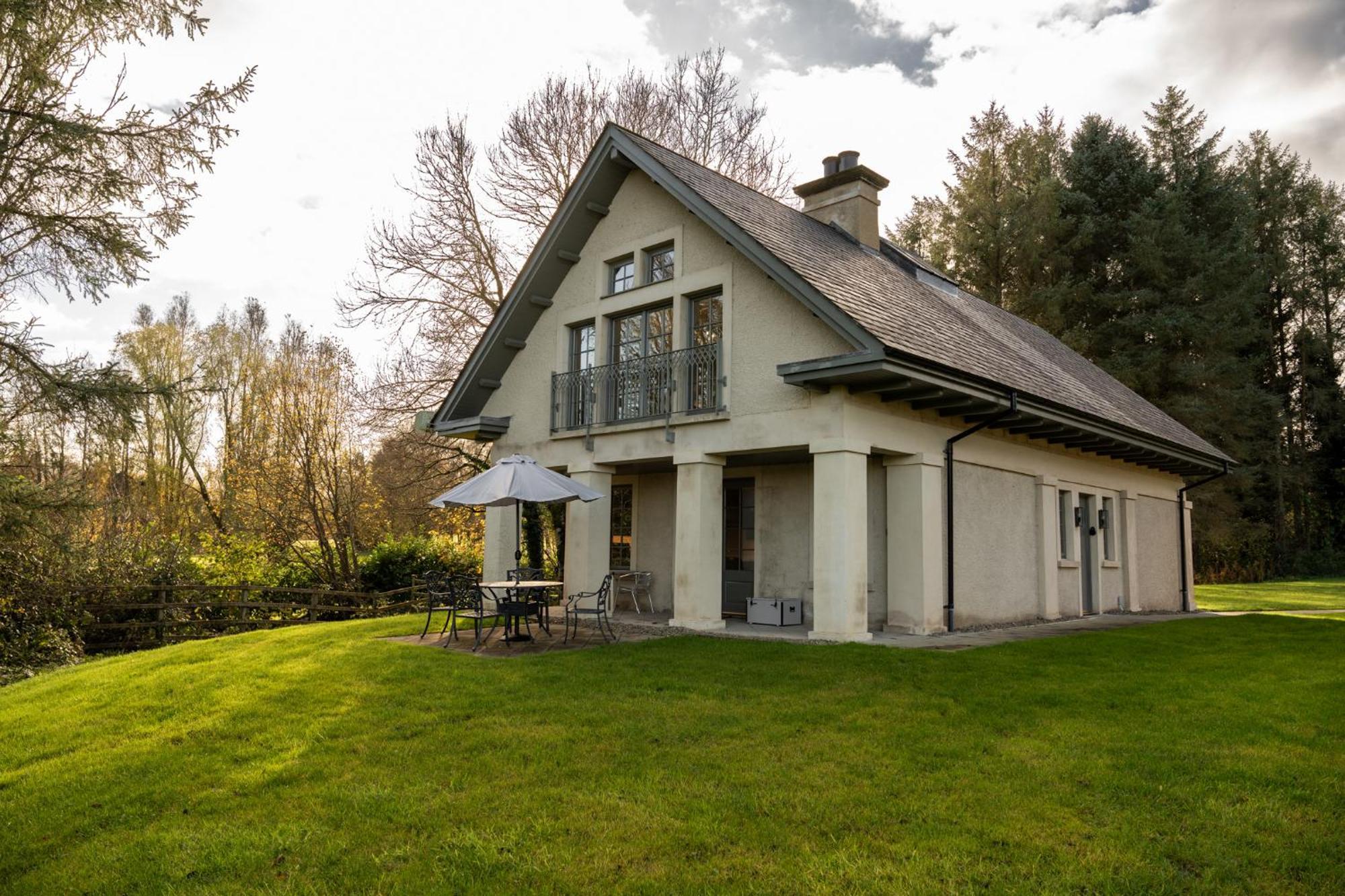 Escape Ordinary At Lough Erne Golf Village Enniskillen Esterno foto