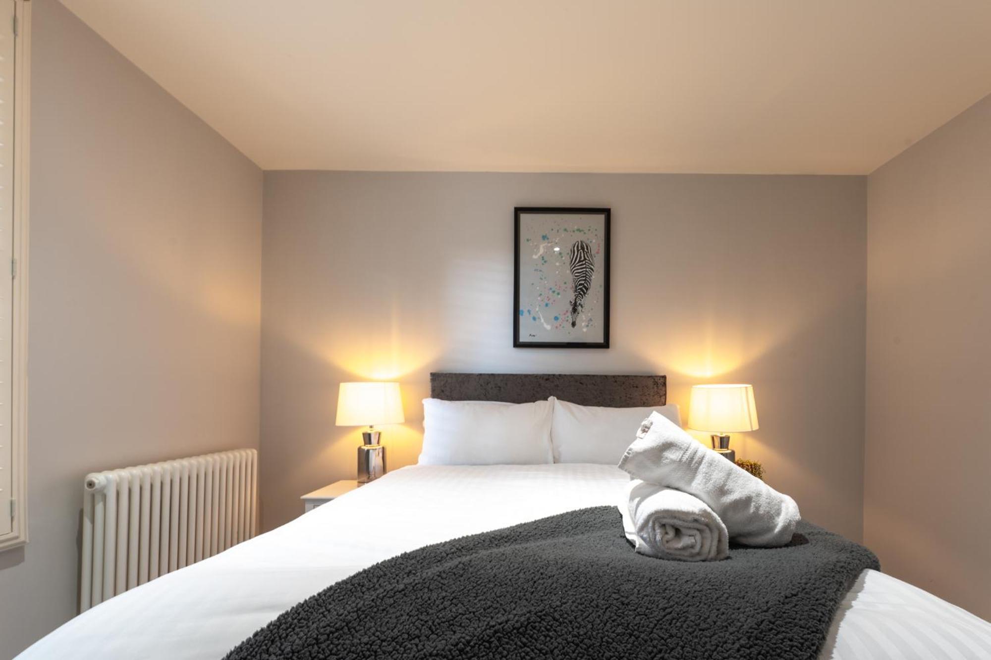 Escape Ordinary At Lough Erne Golf Village Enniskillen Esterno foto